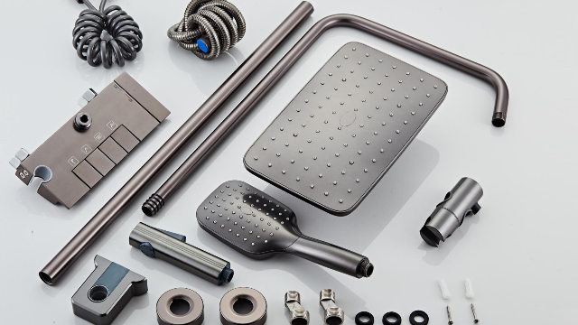 十四年太空铝花洒迭代：一个企业，一件作品！